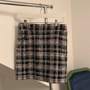 Veronica Beard skirt with pockets size 6. Worn once